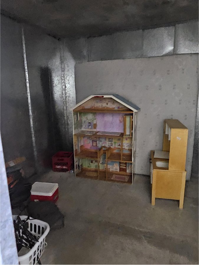 10 x 10 storage unit in Phoenix, AZ