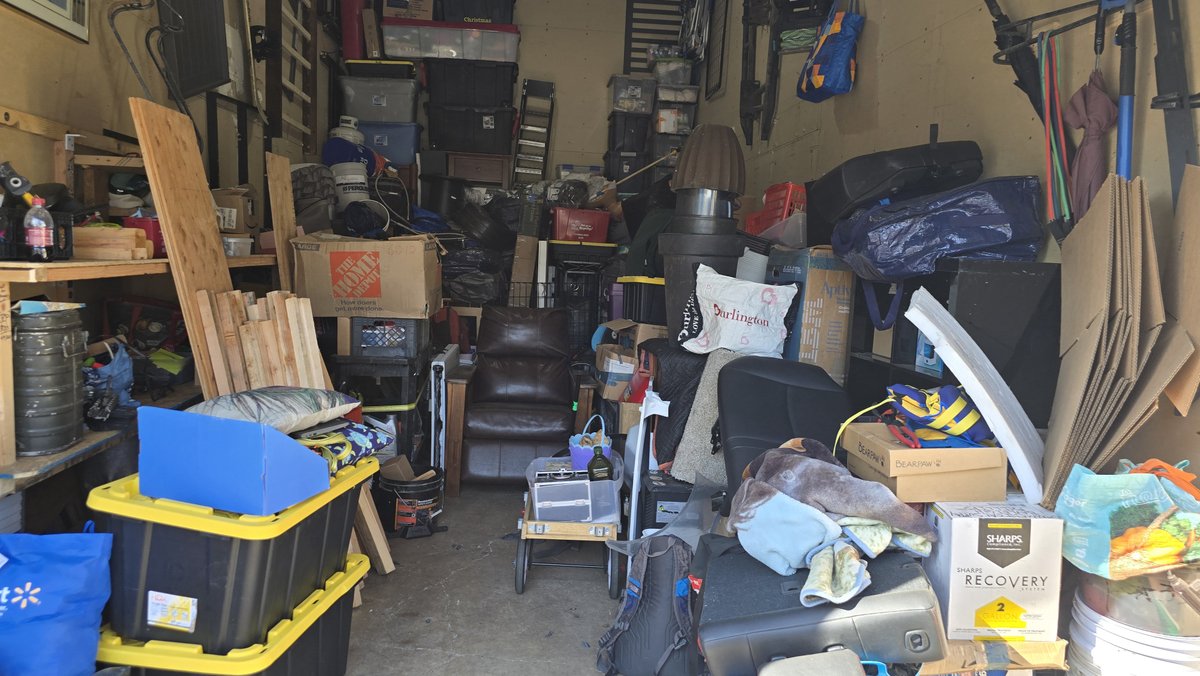 12 x 24 storage unit in Salem, OR