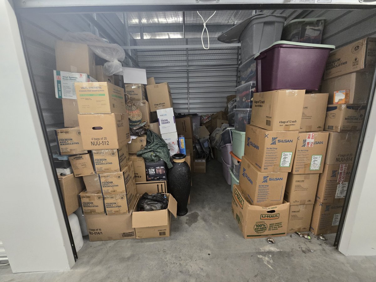 12 x 10 storage unit in Murfreesboro, TN