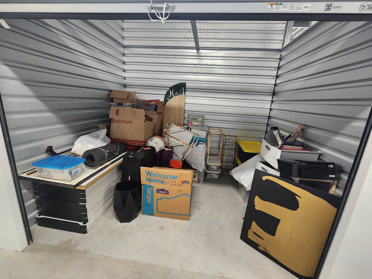 10 x 7 storage unit in Lake Worth, FL
