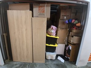 10 x 10 storage unit in Rockville, MD