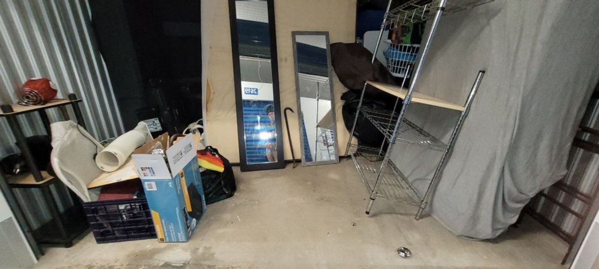 10 x 10 storage unit in Gaithersburg, MD