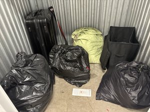 5 x 5 unit in Hobart