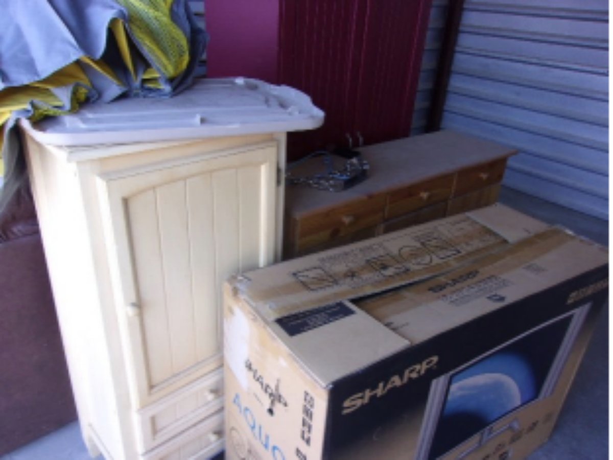 12 x 15 storage unit in Grove City, OH