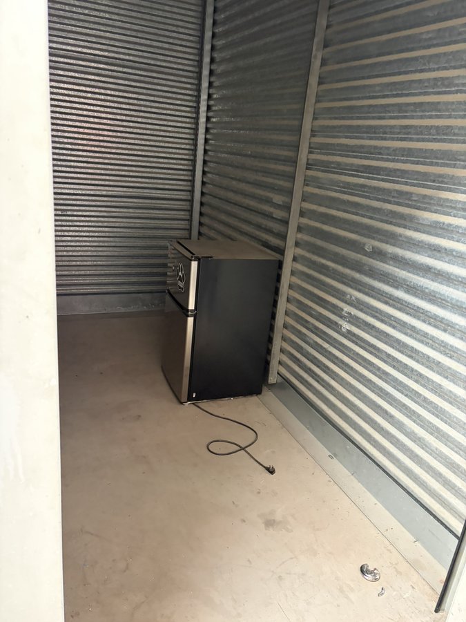 5 x 10 storage unit in Tempe, AZ