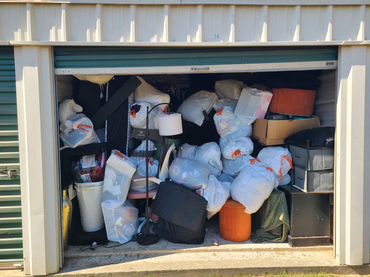 10 x 10 storage unit in Monroe, LA