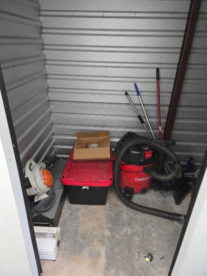 5 x 10 storage unit in Colorado Springs, CO
