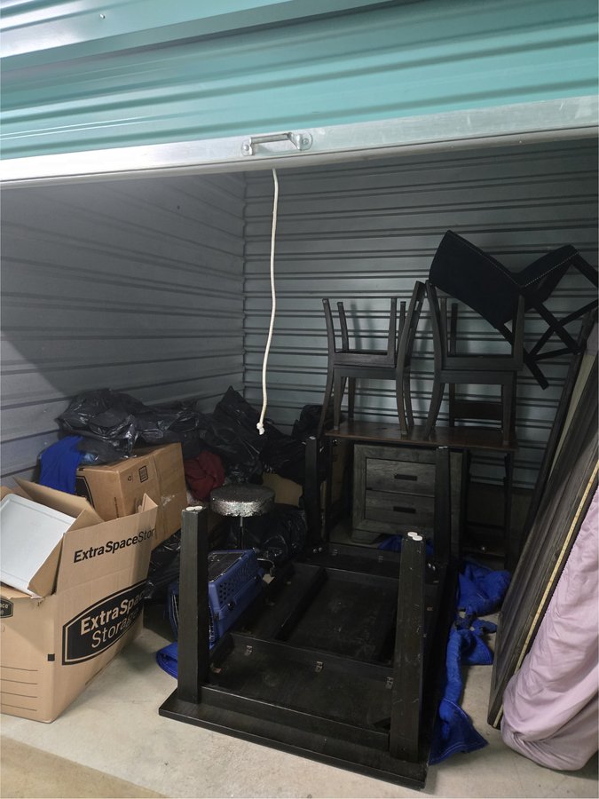 10 x 10 storage unit in Atlanta, GA