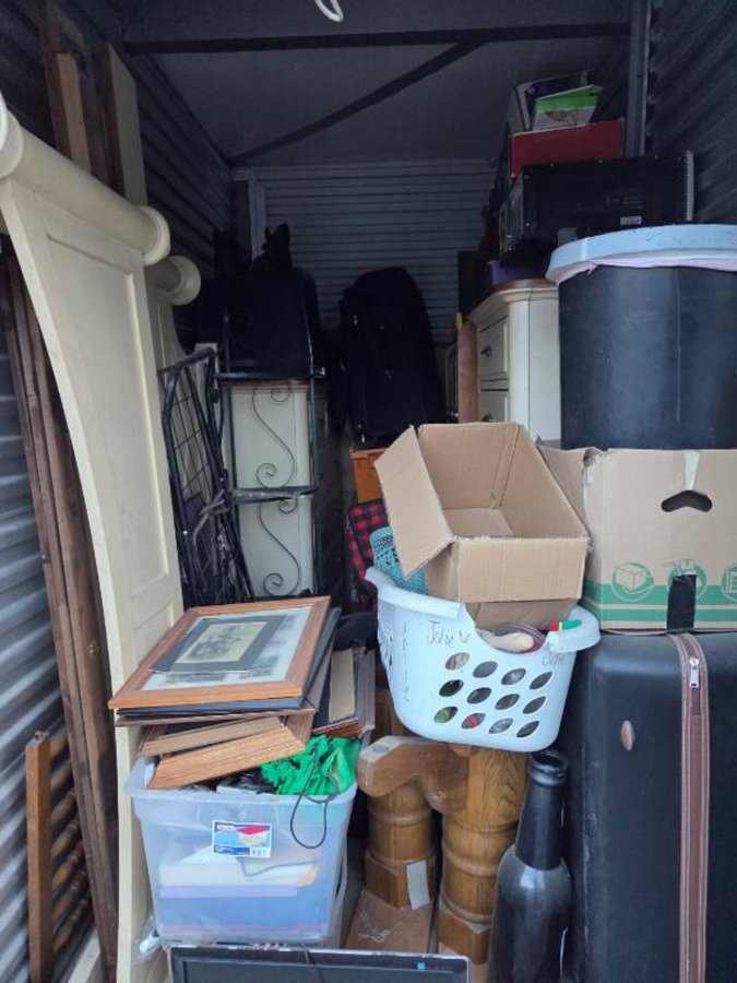 5 x 10 storage unit in Las Vegas, NV