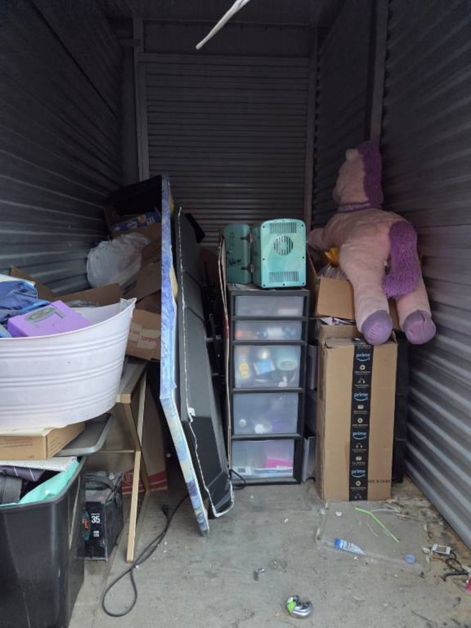 5 x 10 storage unit in Las Vegas, NV