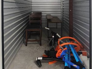 5 x 10 storage unit in Plano, TX