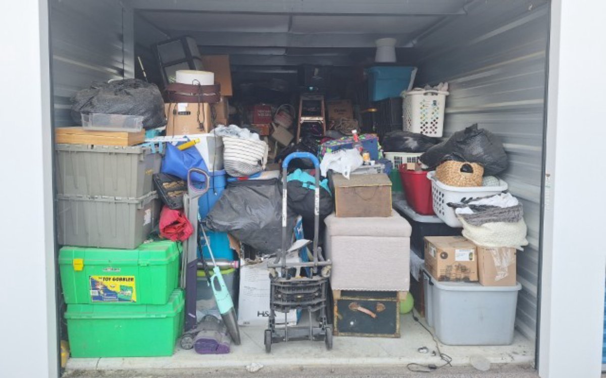 10 x 20 storage unit in Indianapolis, IN