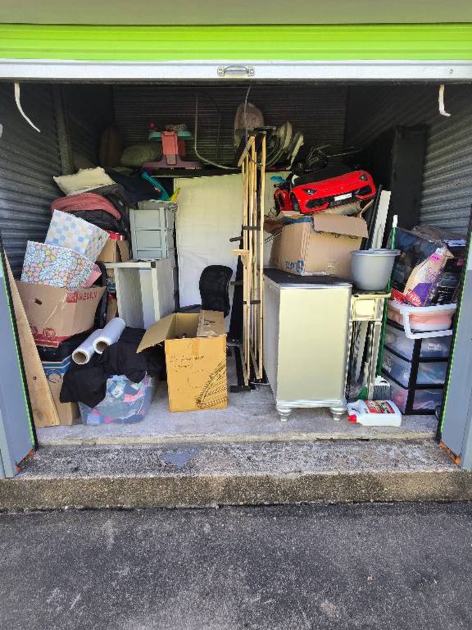 10 x 10 storage unit in Baytown, TX