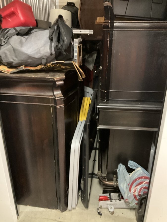 5 x 10 storage unit in Irvine, CA