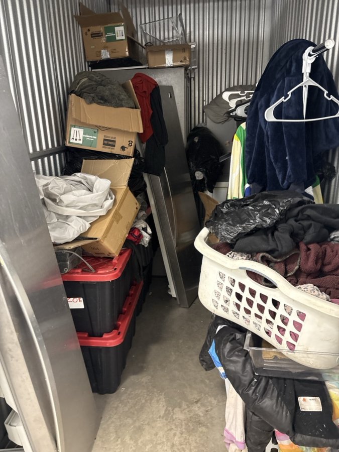5 x 10 storage unit in Hobart, IN