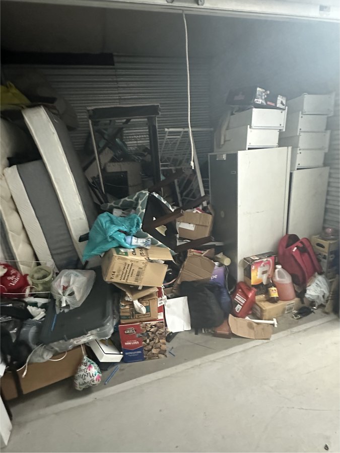 10 x 10 storage unit in Dallas, TX