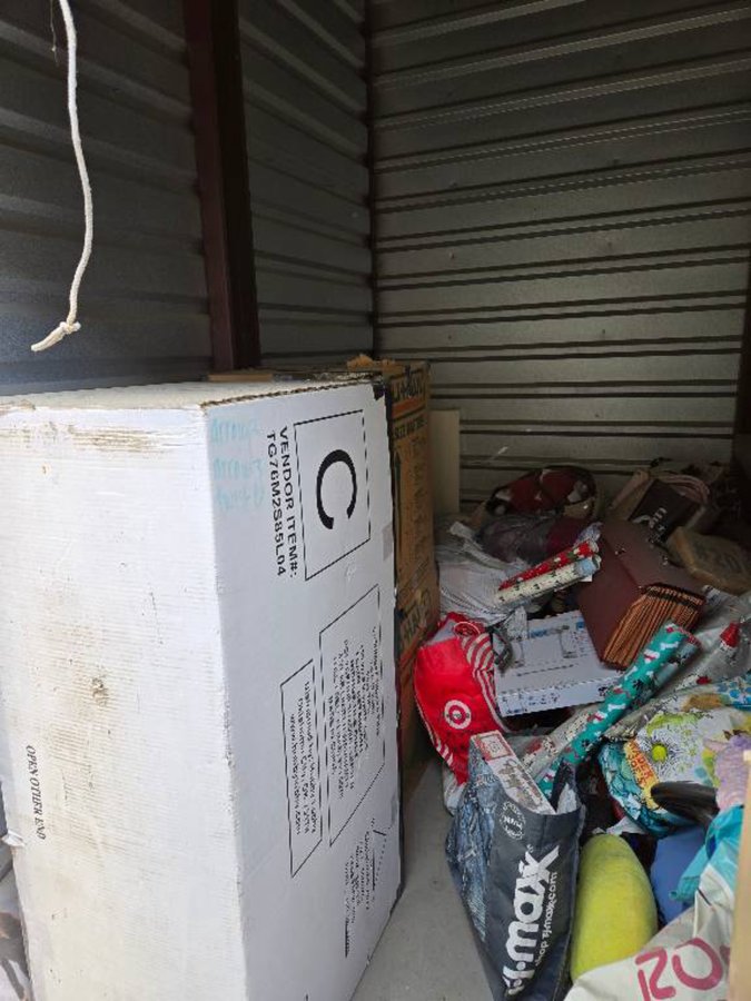 5 x 8 storage unit in Vineyard, UT