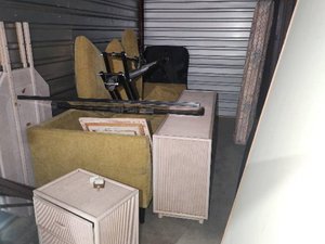 7 x 20 unit in Houston