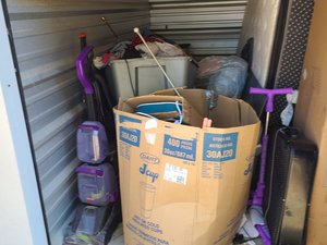 5 x 10 storage unit in Monroe, LA