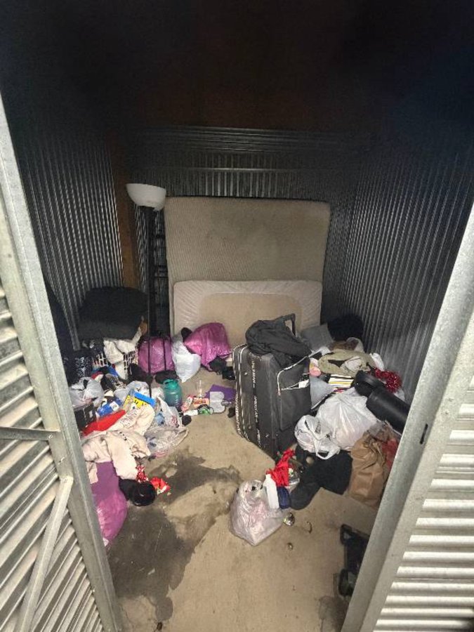 10 x 10 storage unit in Las Vegas, NV