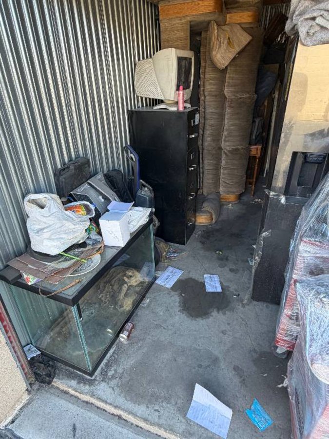 10 x 18 storage unit in Las Vegas, NV