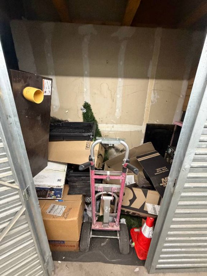 3 x 10 storage unit in Las Vegas, NV