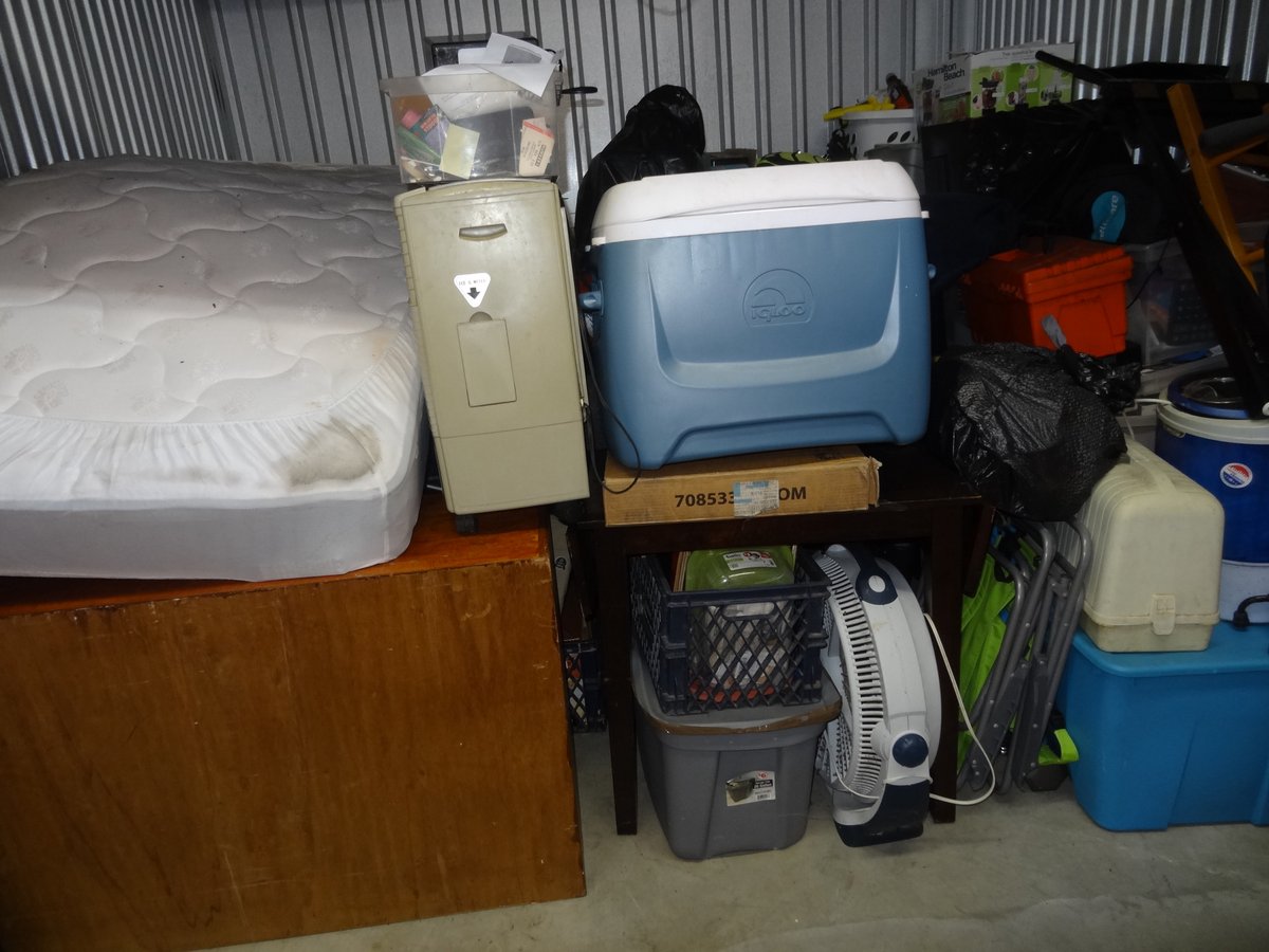10 x 10 storage unit in Jamaica, NY