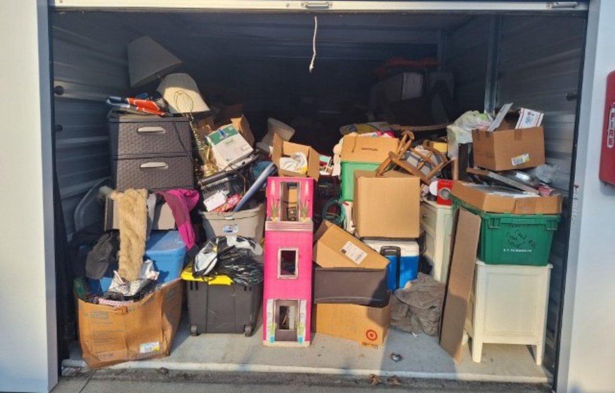10 x 20 storage unit in Indianapolis, IN