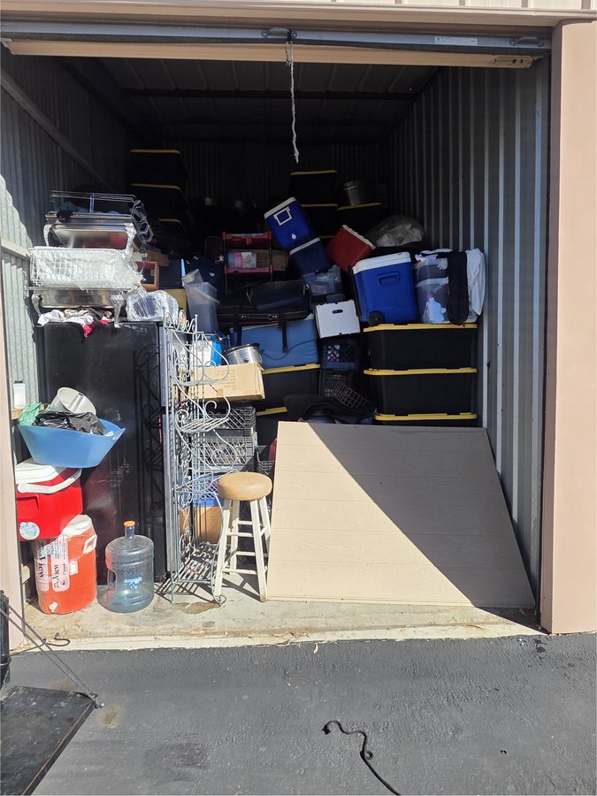 10 x 15 storage unit in Calimesa, CA