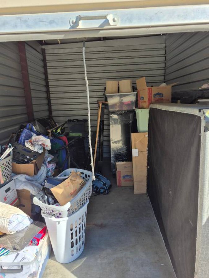 10 x 15 storage unit in Lodi, CA