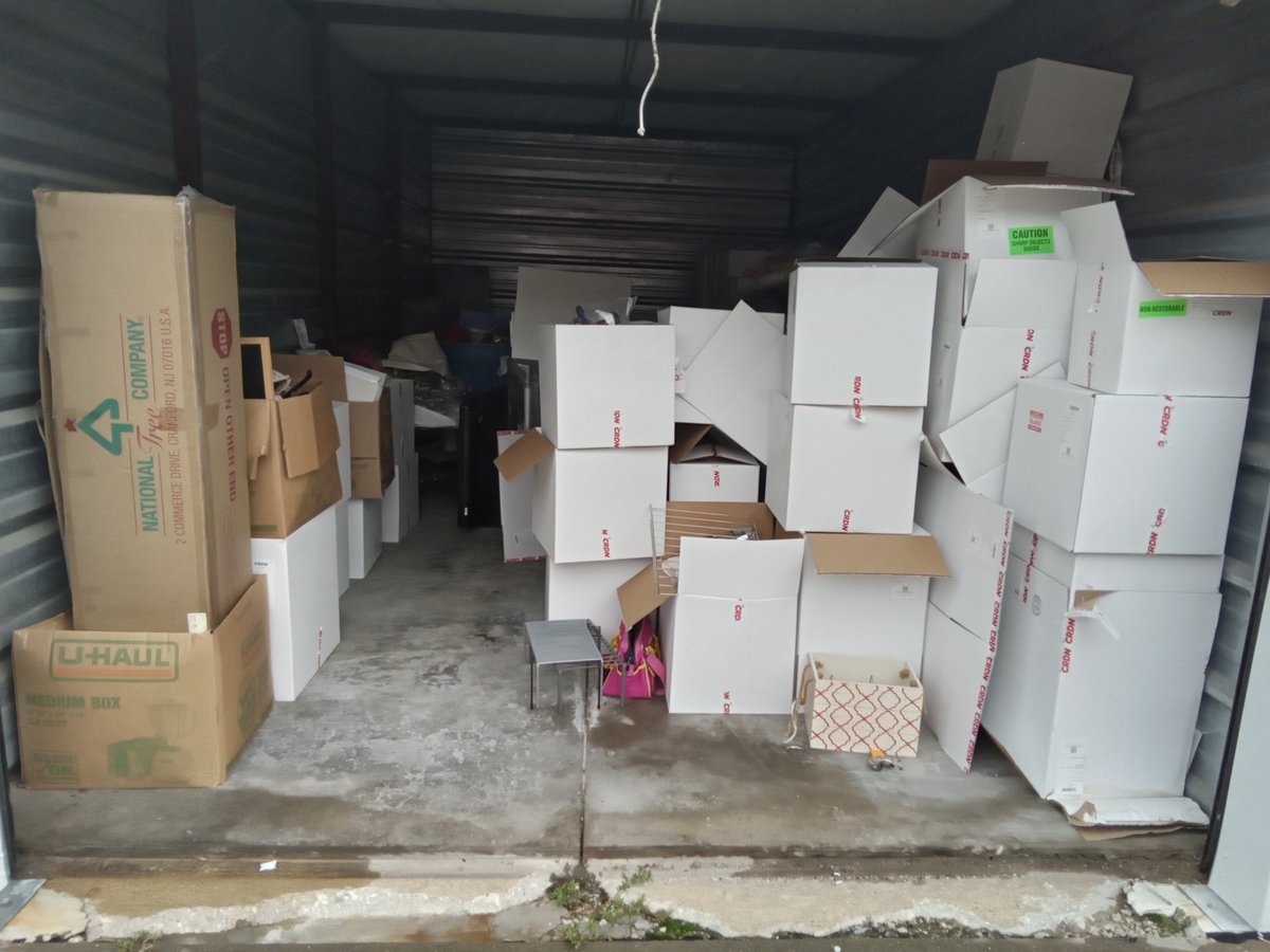 10 x 20 storage unit in Des Moines, IA