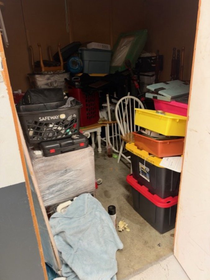 10 x 10 storage unit in Fairfield, CA
