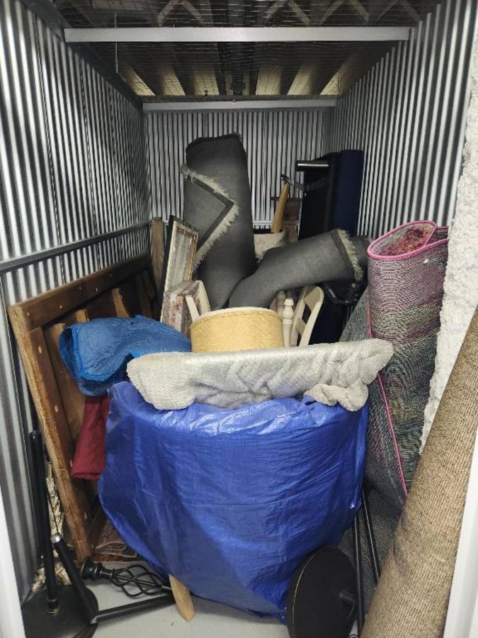 5 x 10 storage unit in Chicago, IL
