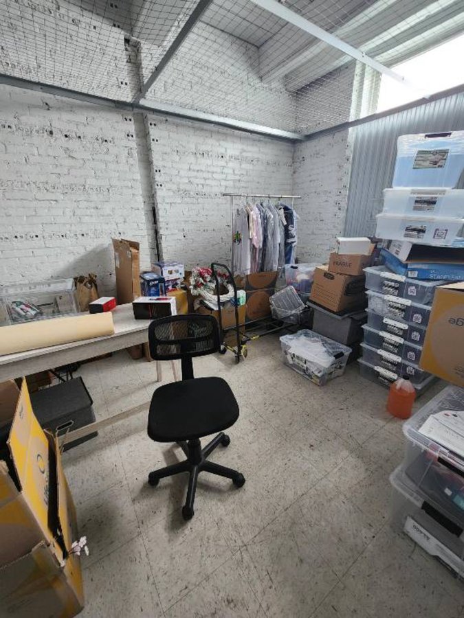 10 x 12 storage unit in Chicago, IL