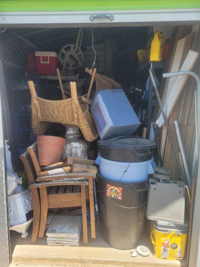 10 x 15 storage unit in Albuquerque, NM