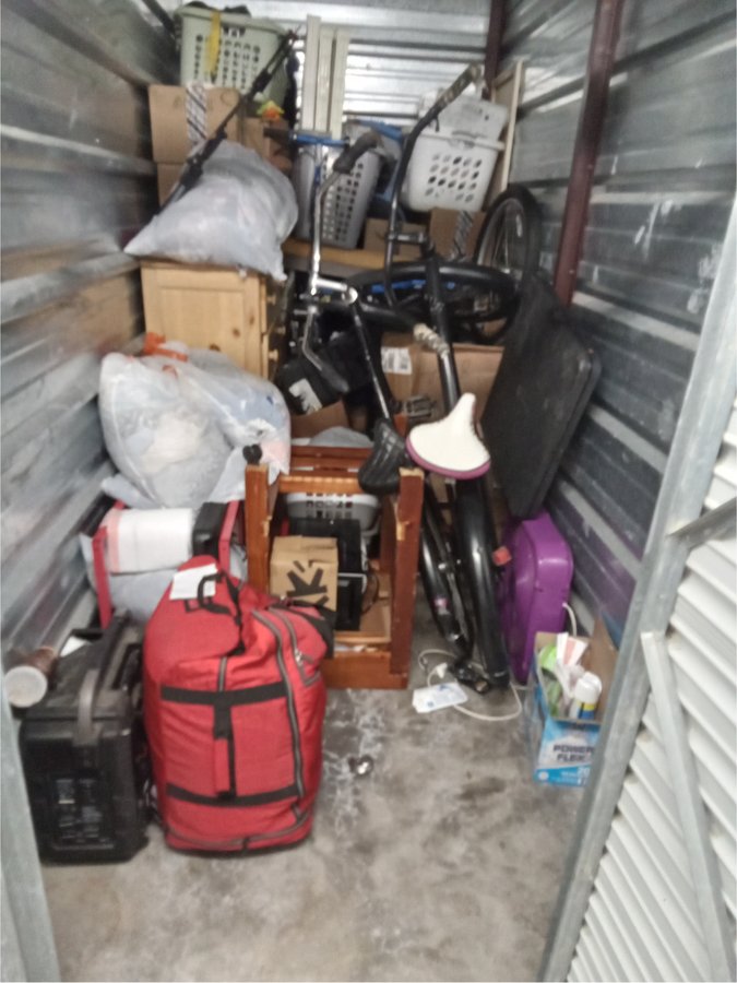 5 x 10 storage unit in Des Moines, IA