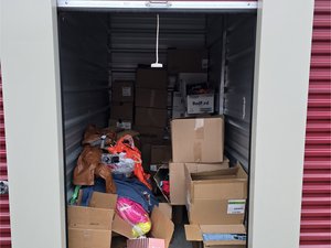 5 x 10 unit in Rochester