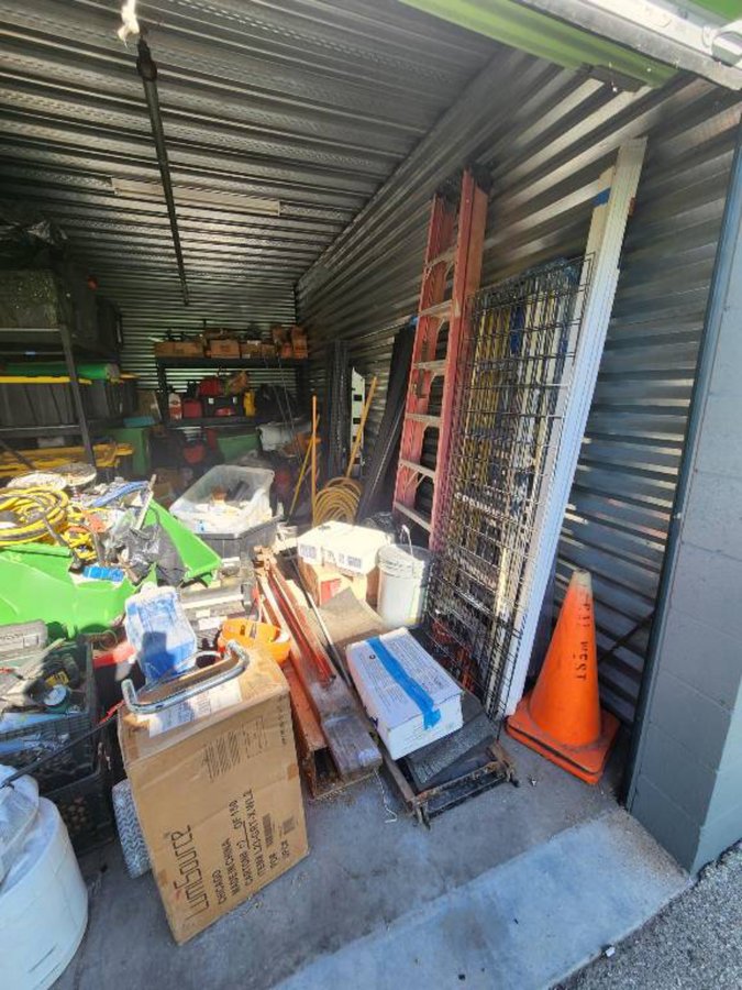 10 x 20 storage unit in San Jose, CA