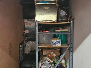 4 x 10 storage unit in Santa Cruz, CA