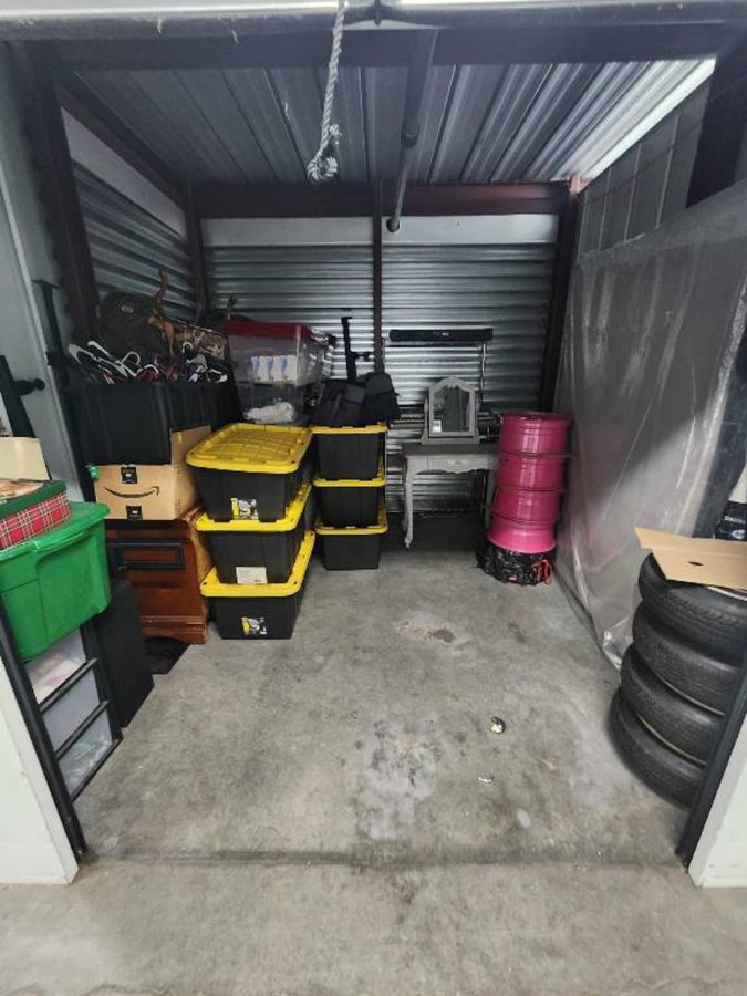 10 x 10 storage unit in San Jose, CA