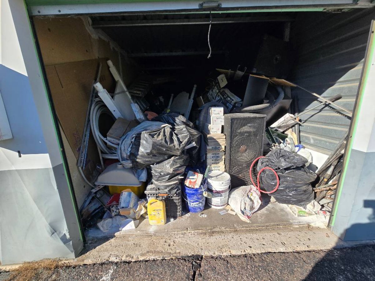 10 x 20 storage unit in Mesa, AZ