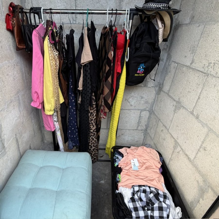 5 x 5 storage unit in Miami Gardens, FL
