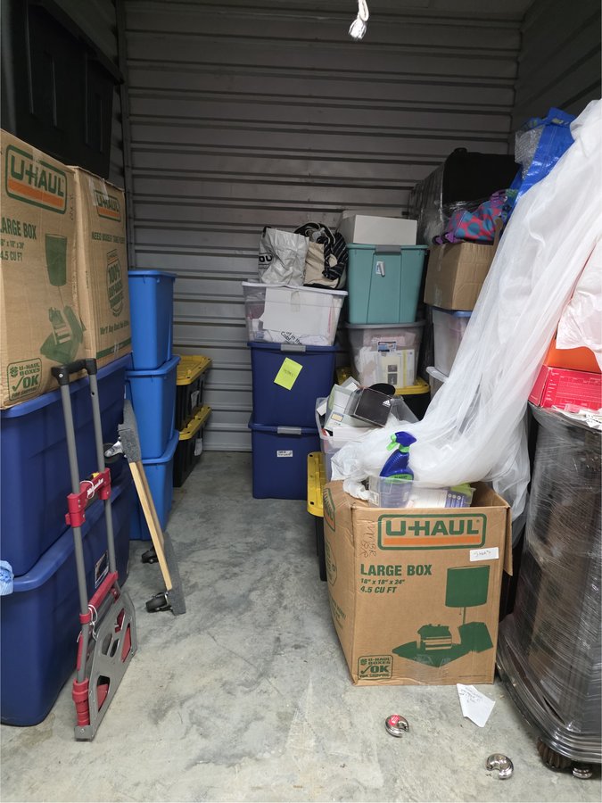 8 x 10 storage unit in Upper Marlboro, MD