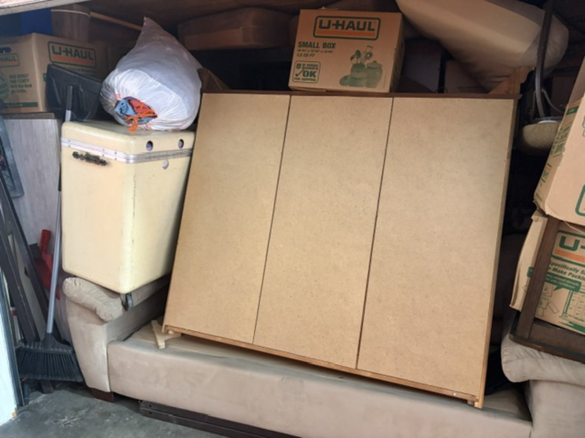 10 x 15 storage unit in Gresham, OR