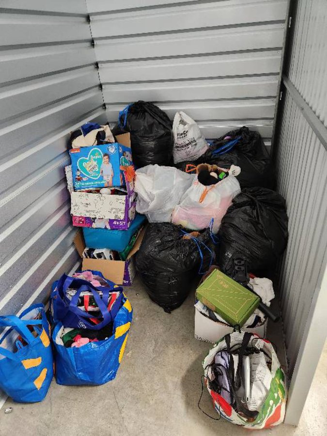 10 x 5 storage unit in Covington, WA