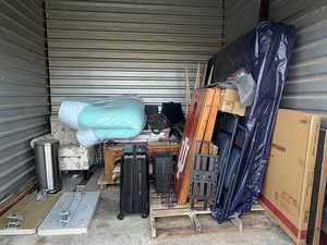 10 x 10 storage unit in Florence, TX