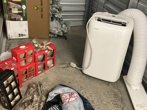 5 x 10 storage unit in Tigard, OR