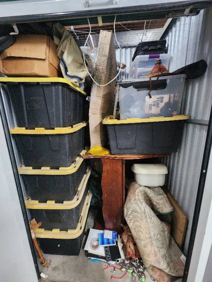 5 x 5 storage unit in Torrance, CA
