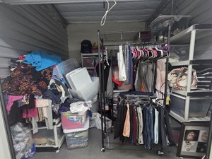 8 x 10 unit in Chandler