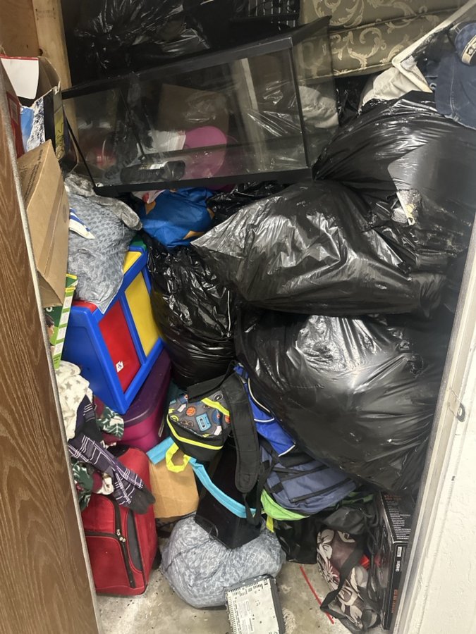 5 x 5 storage unit in Everett, WA